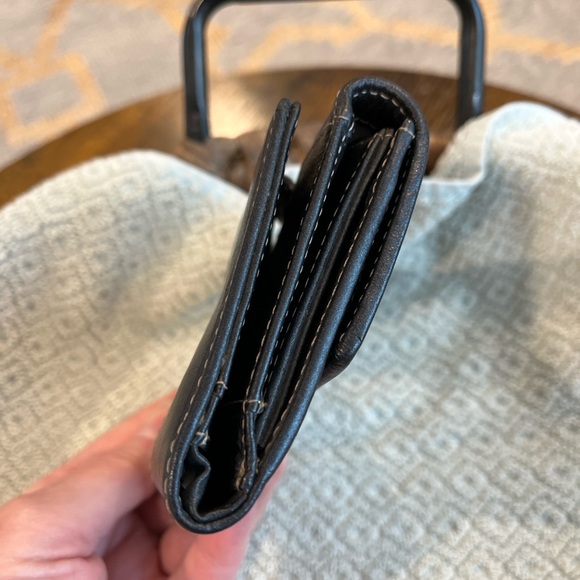 Maxx New York Black Wallets Smooth Leather Classic Design - Picture 3 of 6